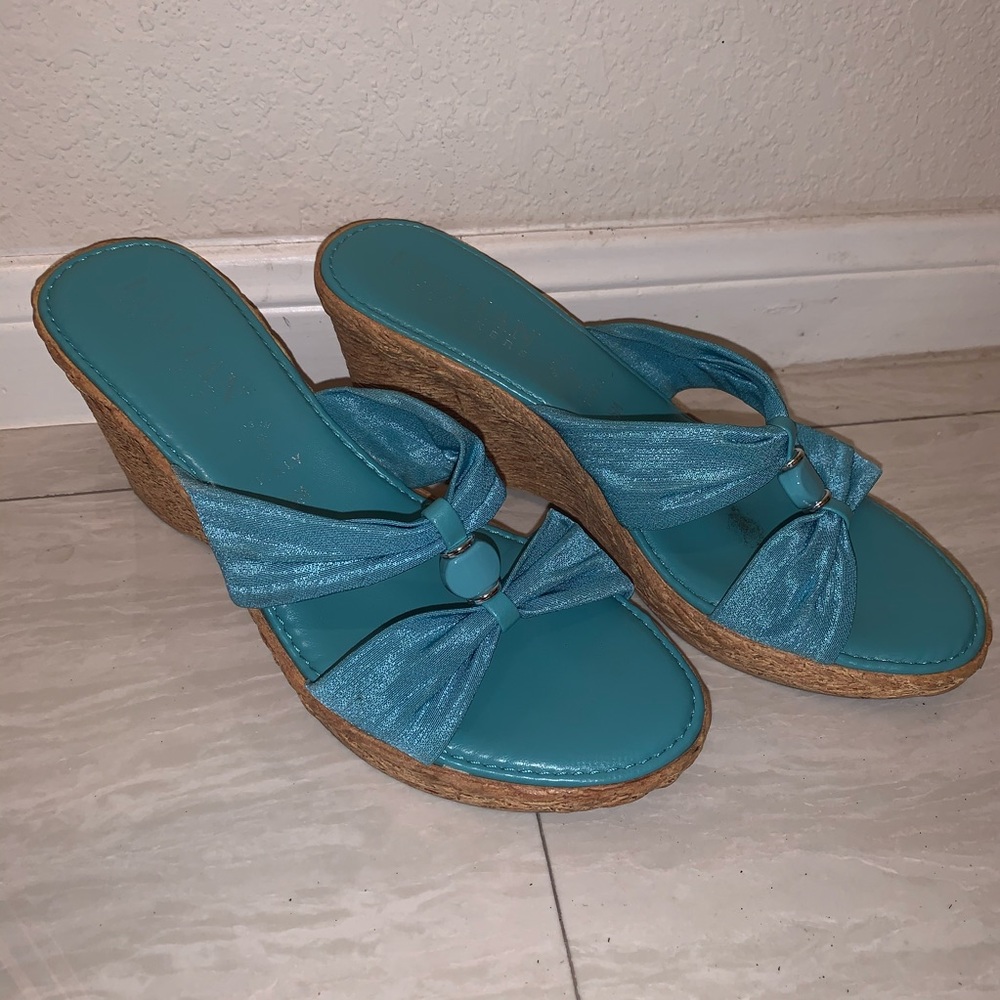Italian Shoemakers Blue 3" Platform Heels 8